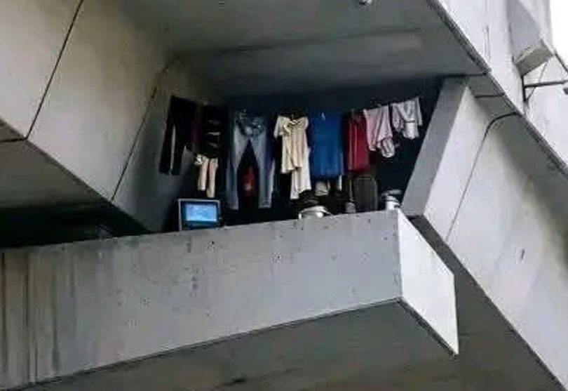 【画像】最近のホームレス、レベチｗｗｗｗｗｗｗｗｗｗｗｗｗｗｗｗｗｗｗｗｗｗｗｗのサムネイル