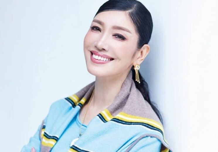 【画像】若い頃のアンミカさん、めちゃくちゃ美人だと話題にｗｗｗｗｗのサムネイル
