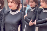 北川景子がボディラインくっきりピタピタ黒ワンピース姿でエロいのサムネイル