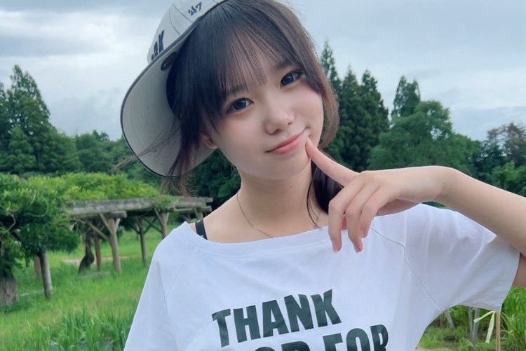 【超画像】J Cがパンツ見せてくてる時代ｷﾀ━━━━(ﾟ∀ﾟ)━━━━!!のサムネイル