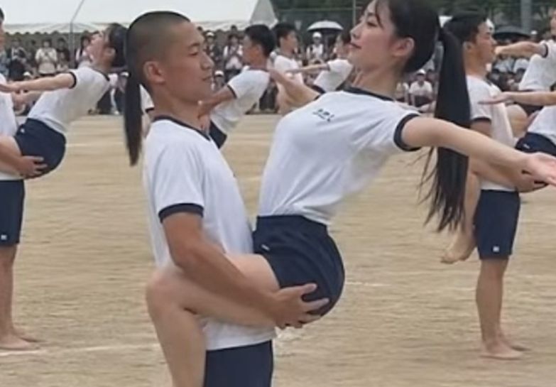 【画像】高校の文化祭が工ッチすぎると話題にｗｗｗｗｗｗｗｗｗのサムネイル