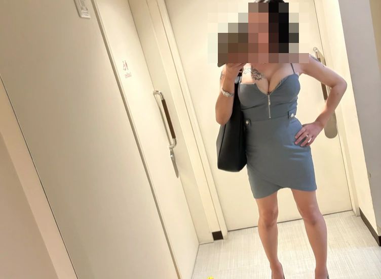 【画像】美人弁理士さん、えちえちなファッションを披露してしまうｗｗｗｗｗｗｗｗのサムネイル
